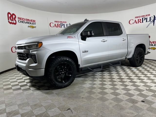 2022 Chevrolet Silverado 1500 RST photo 3