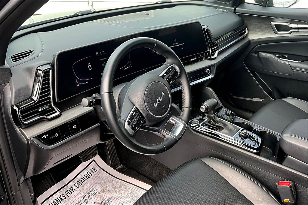 2024 Kia Sportage X-Line photo 8
