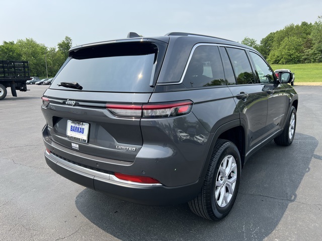 2022 Jeep Grand Cherokee Limited photo 3
