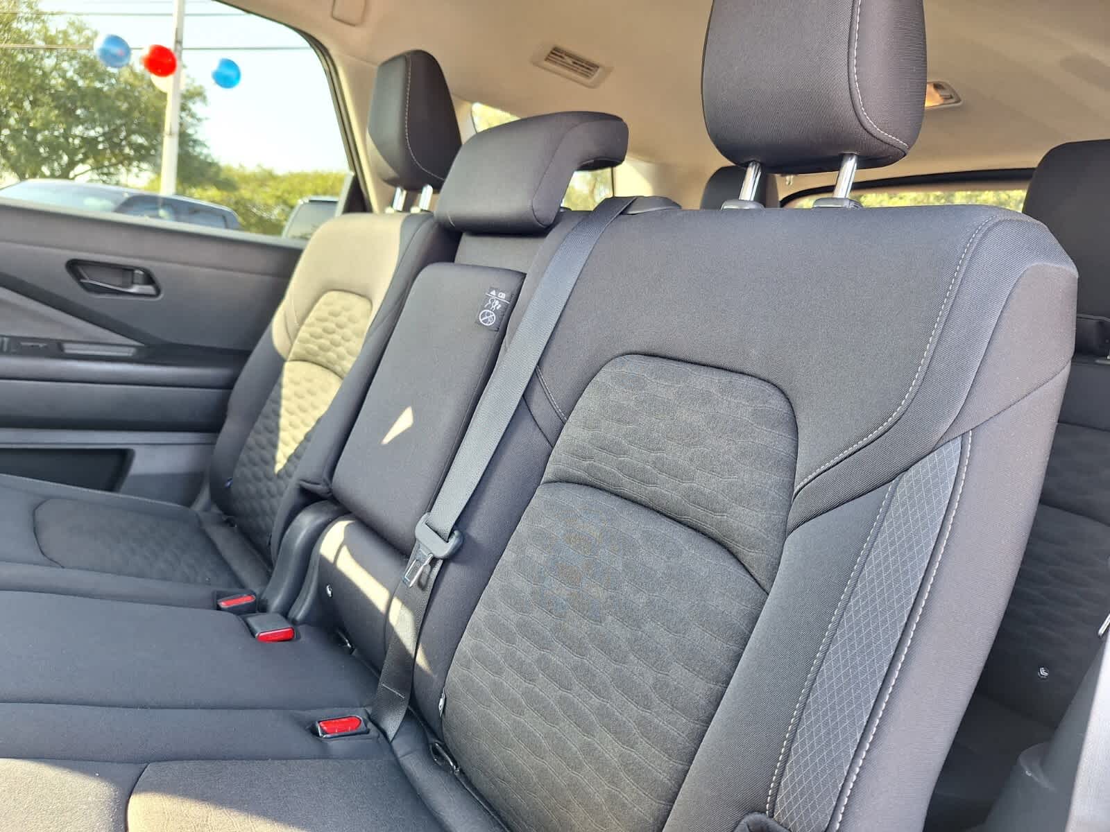 2024 Nissan Pathfinder SV photo 20