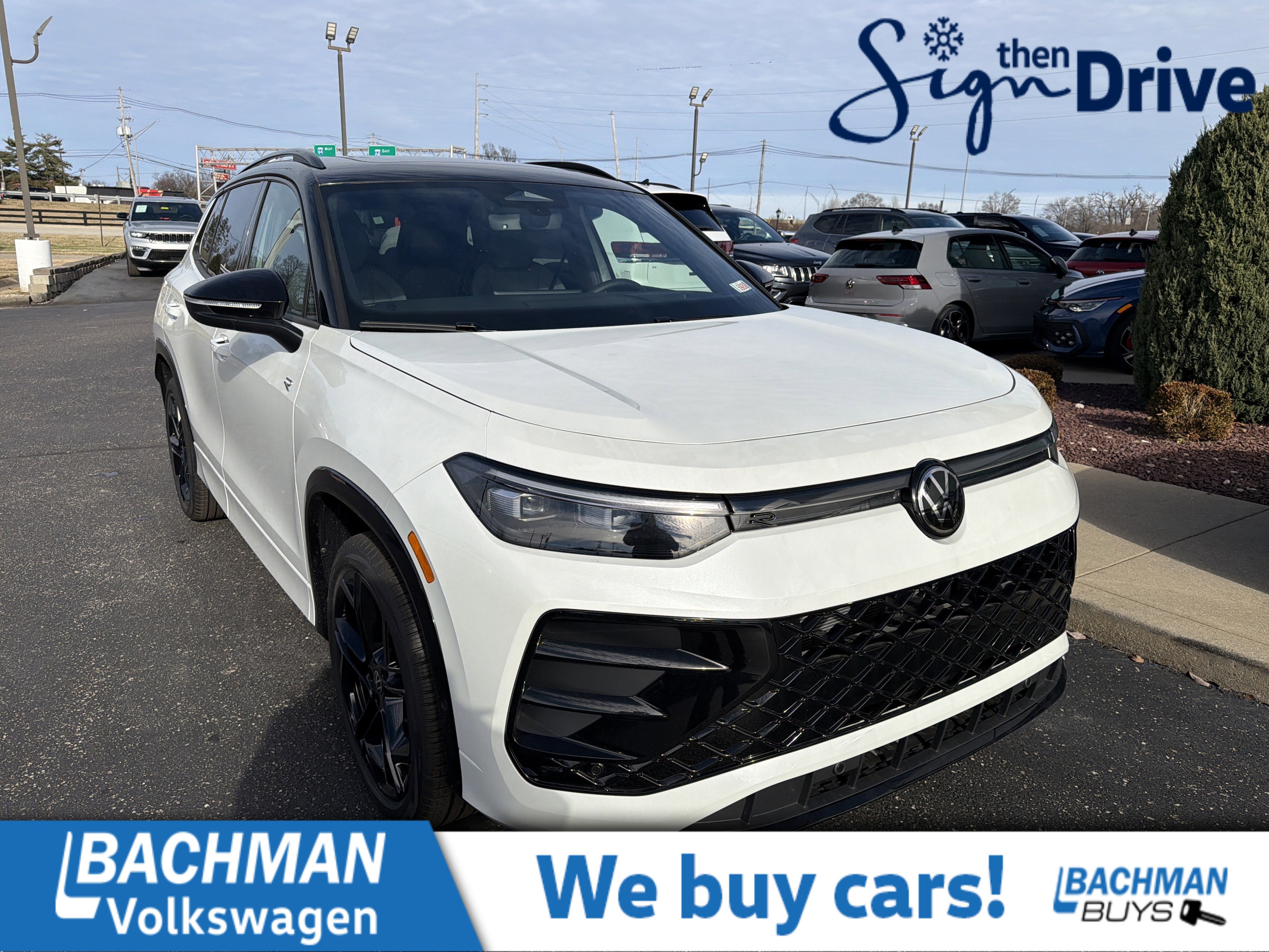 2026 Volkswagen Tiguan SE R-LINE BLACK's photo