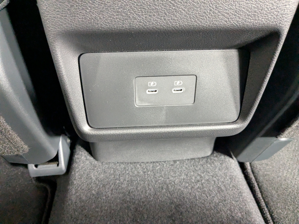 2026 Nissan Rogue SV photo 22
