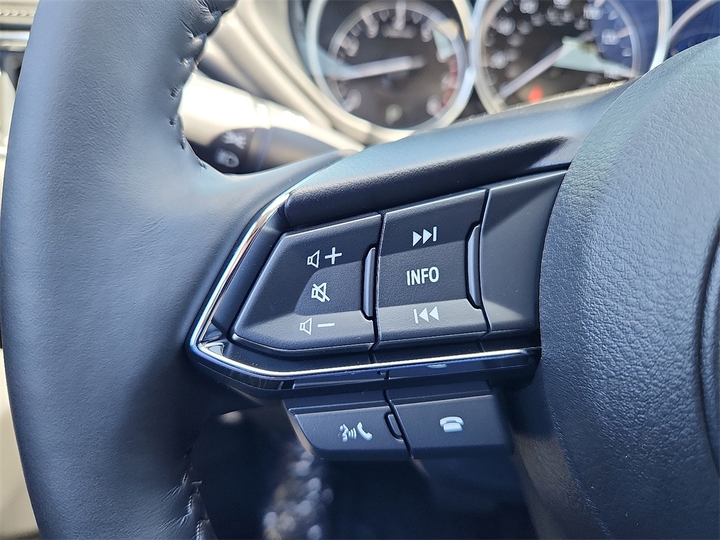 2025 Mazda CX-5 2.5 S Preferred photo 6
