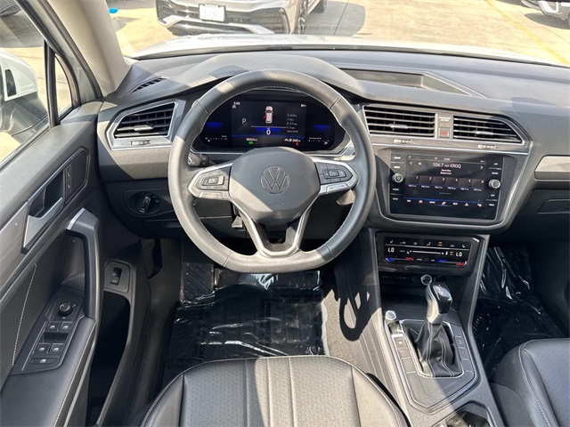 2022 Volkswagen Tiguan SE photo 9