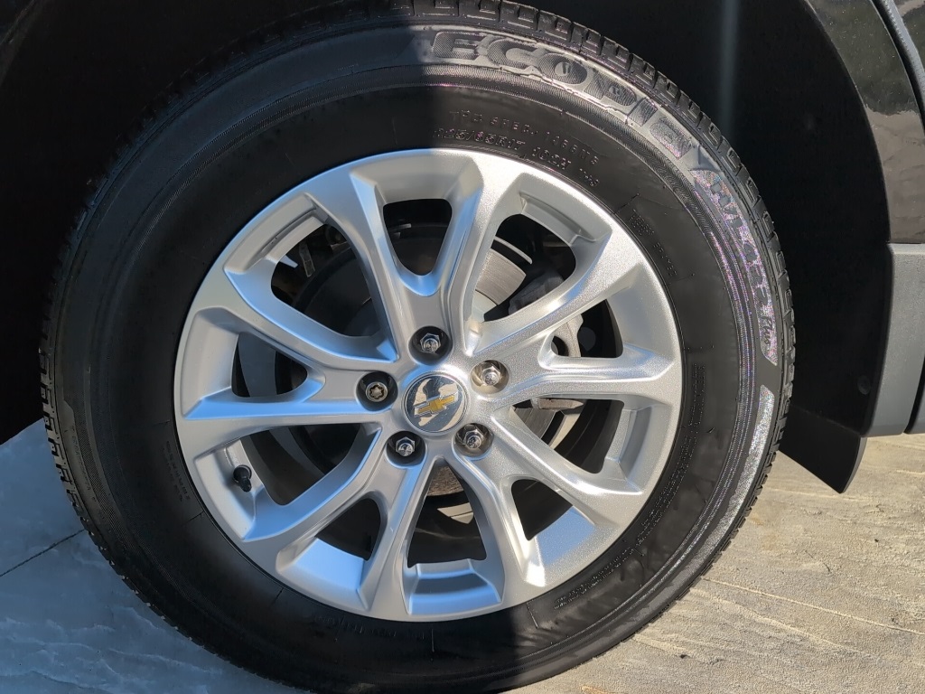 2020 Chevrolet Equinox LT photo 4