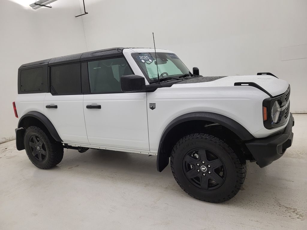 2025 Ford Bronco 4-Door Big Bend's photo