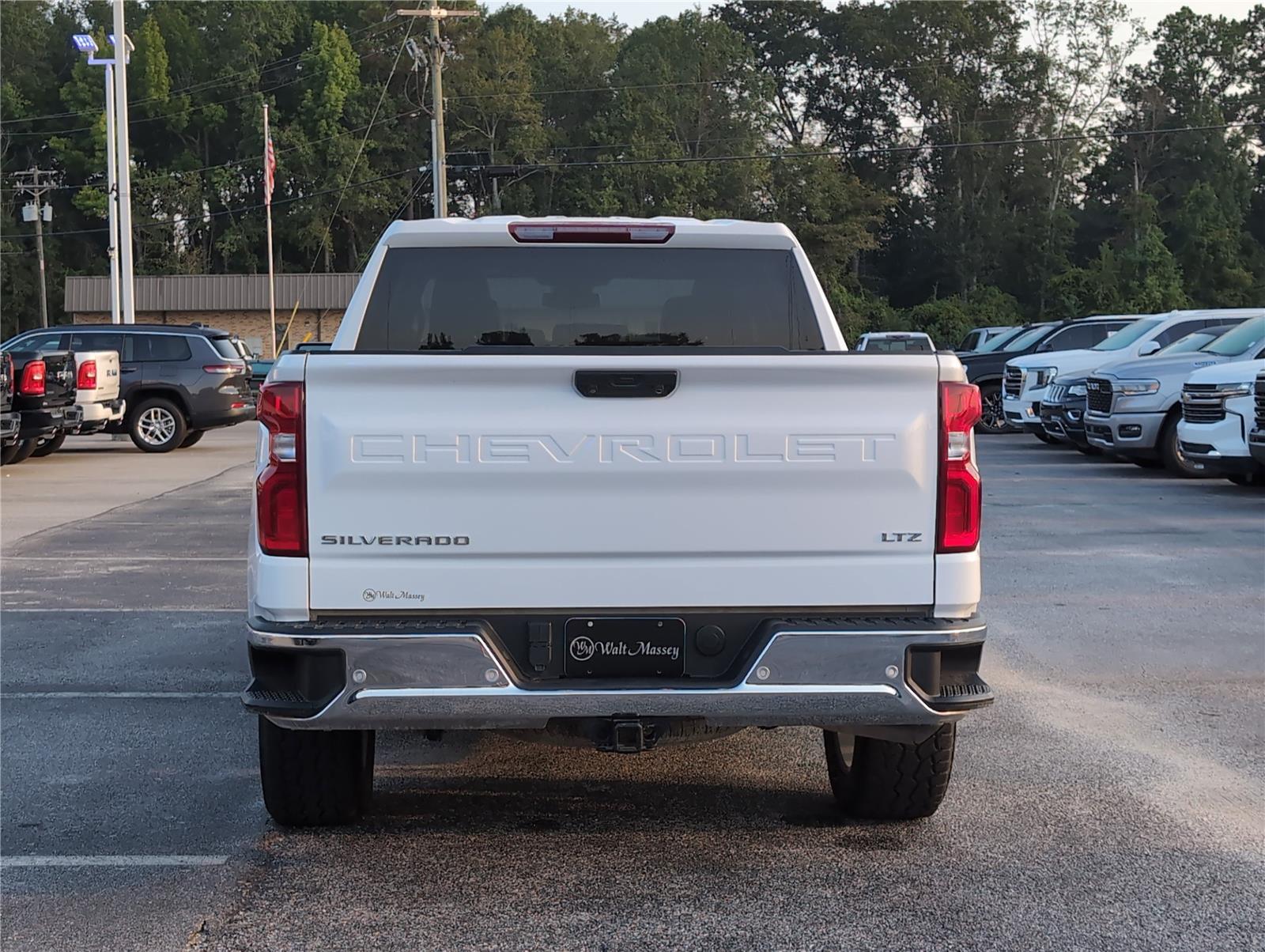 2023 Chevrolet Silverado 1500 LTZ photo 4