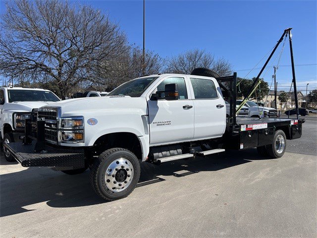 2024 Chevrolet Silverado 4500 Medium Duty Chassis Cab Work Truck's photo