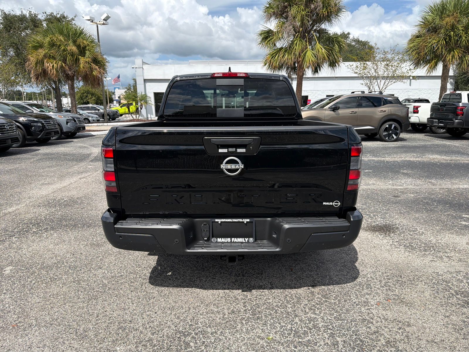 2026 Nissan Frontier S photo 3