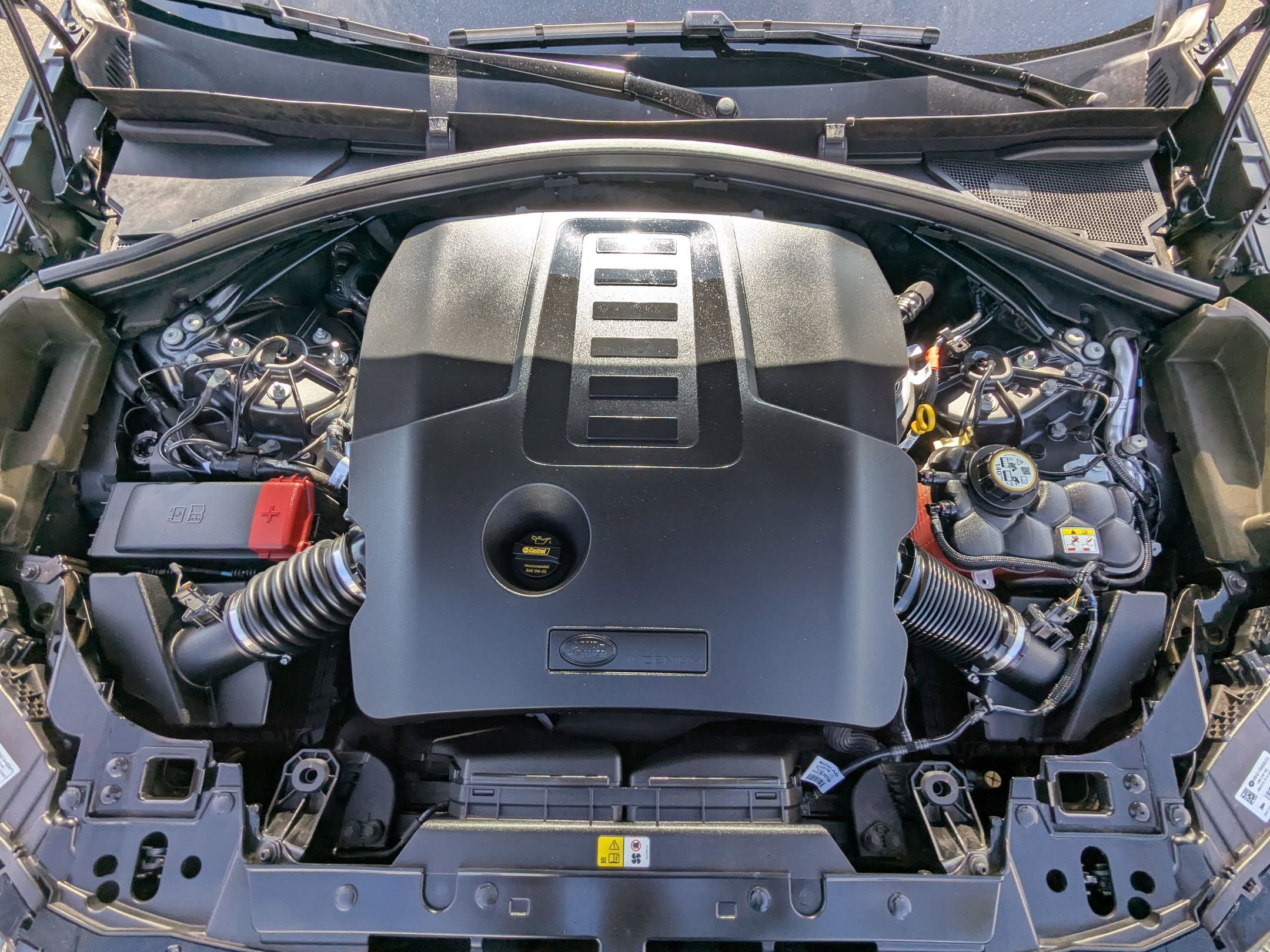 2023 Land Rover Range Rover Velar R-Dynamic S photo 23