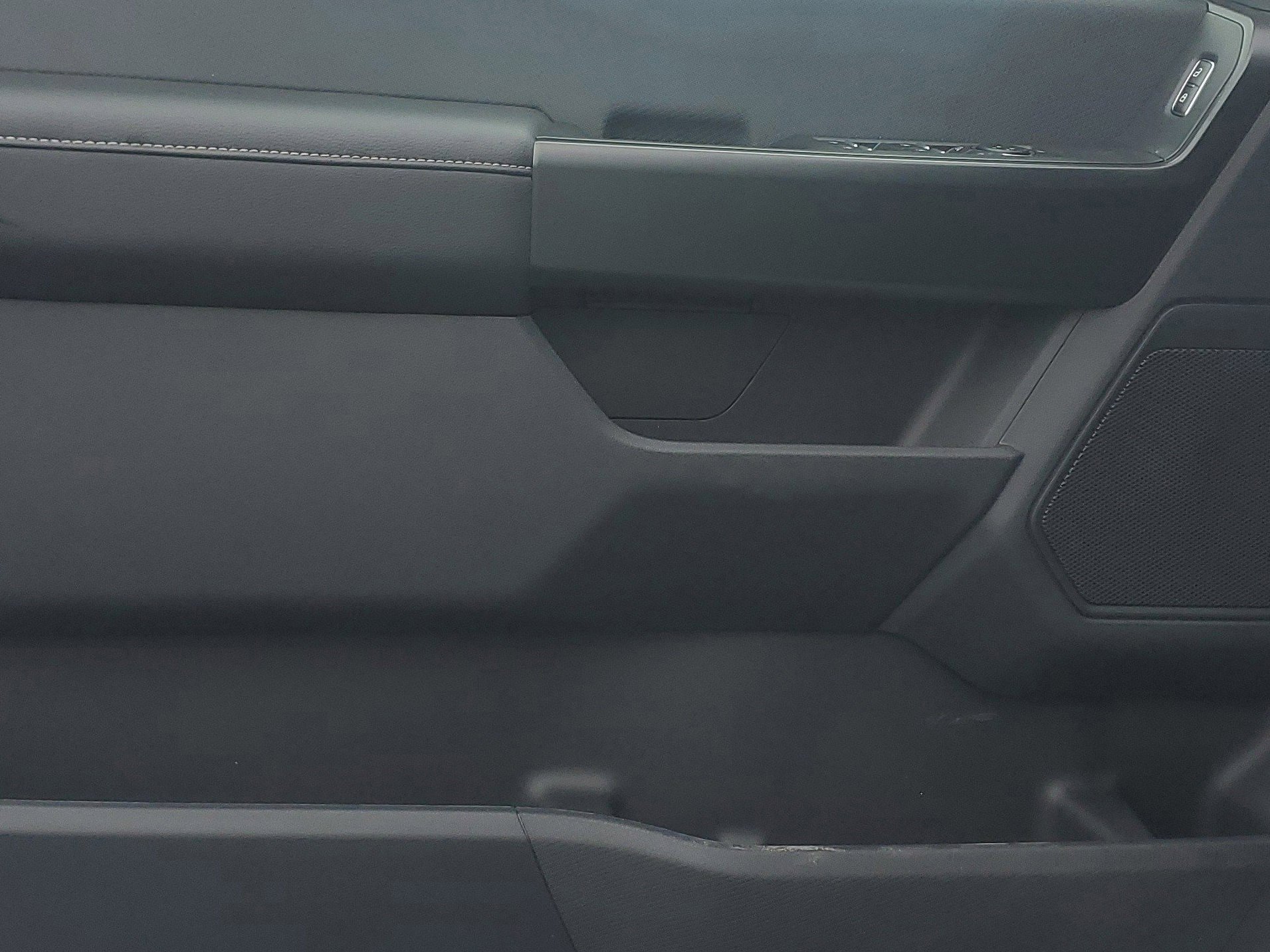 2025 Ford F-150 STX photo 6