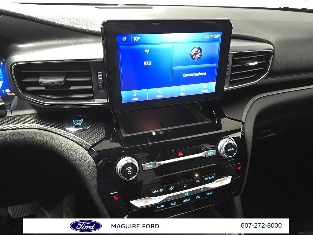 2022 Ford Explorer ST photo 24