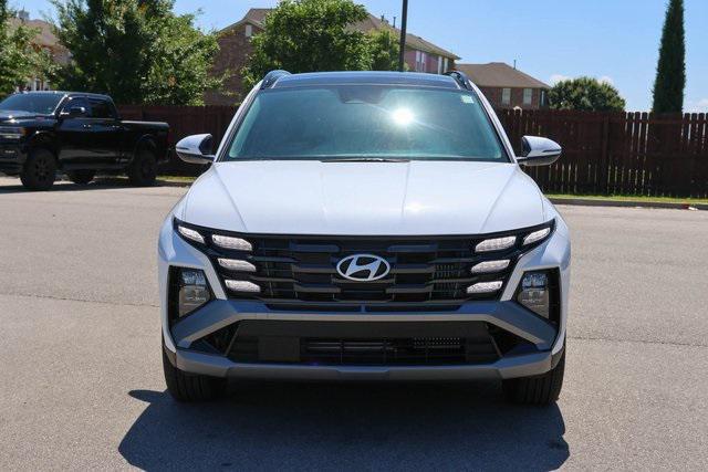 New 2025 White Hyundai SEL Convenience image 2