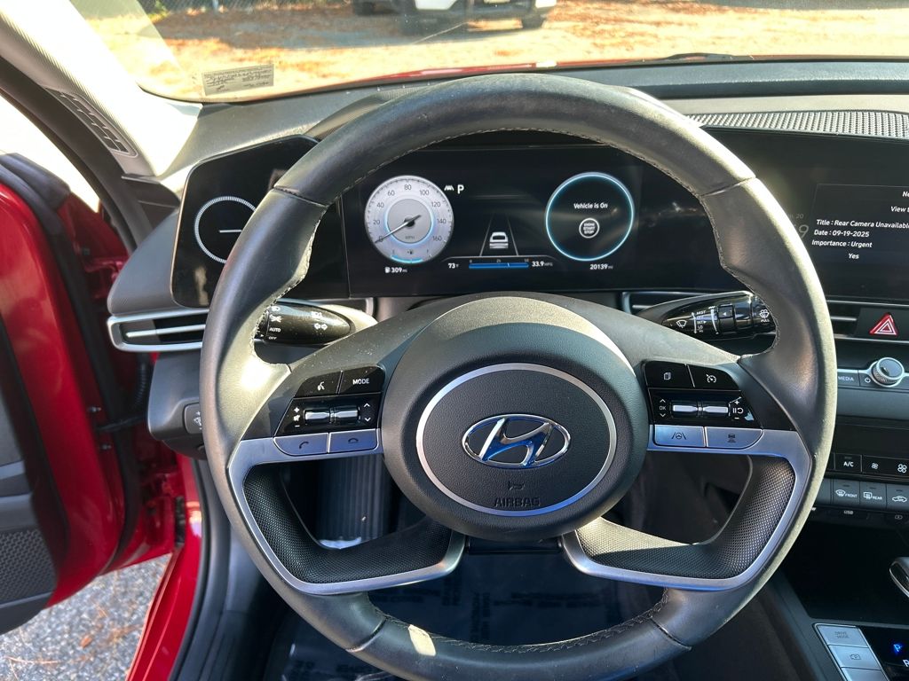 2023 Hyundai Elantra SEL photo 15
