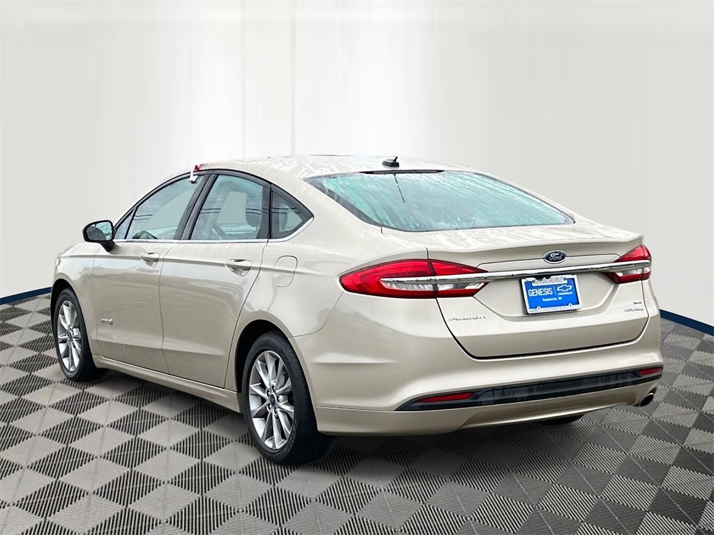 2017 Ford Fusion Hybrid SE photo 3