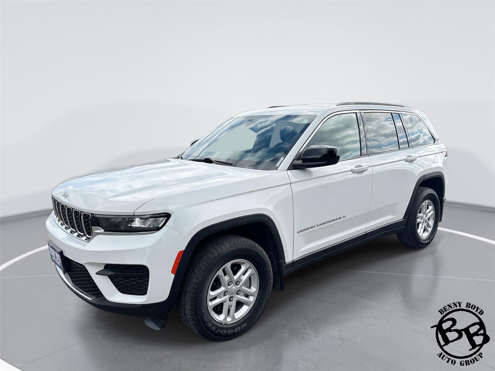 2025 Jeep Grand Cherokee Laredo's photo