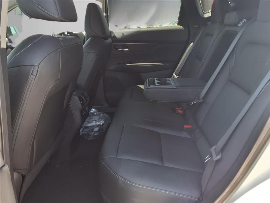 2025 Nissan Murano SV photo 19