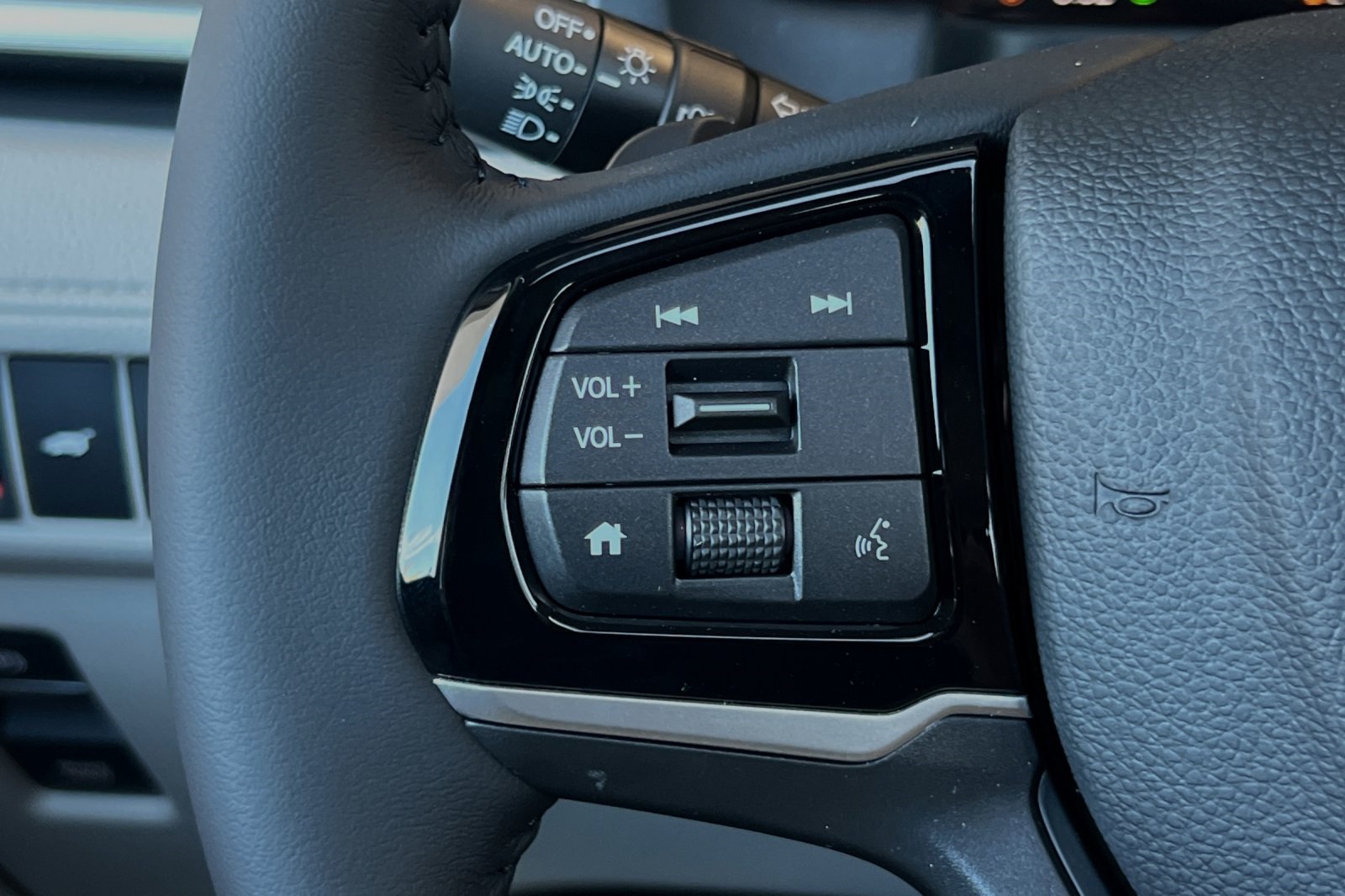 2025 Honda Odyssey EX-L photo 24