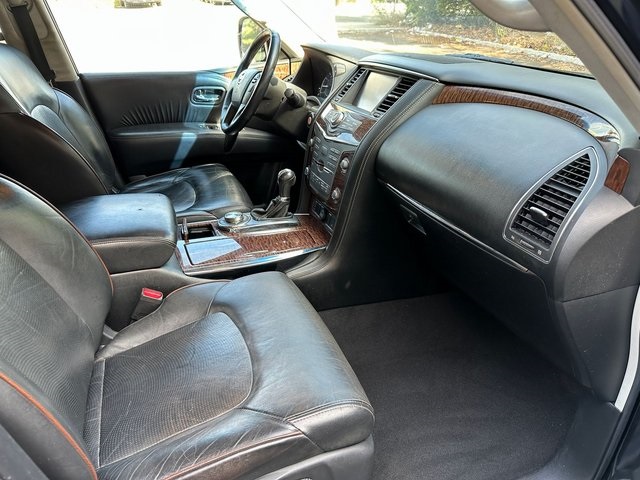 2017 Nissan Armada SL photo 3