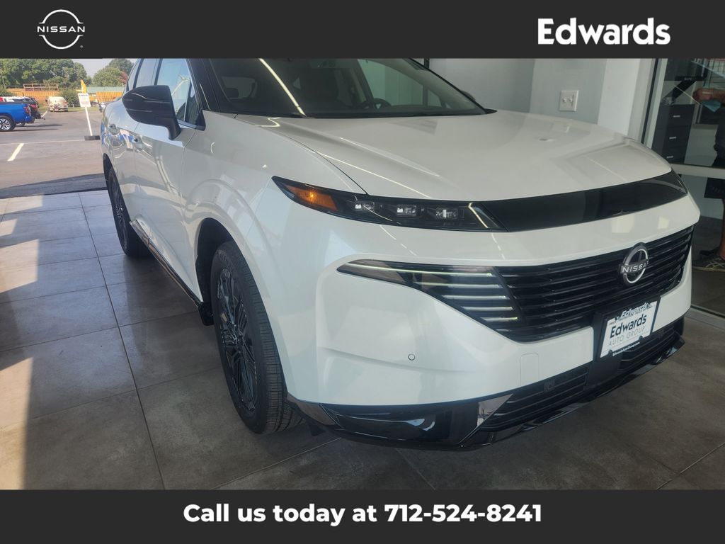 2025 Nissan Murano Platinum photo 2