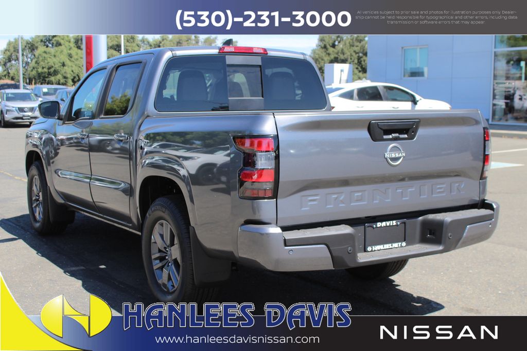 2025 Nissan Frontier Crew Cab SV photo 8