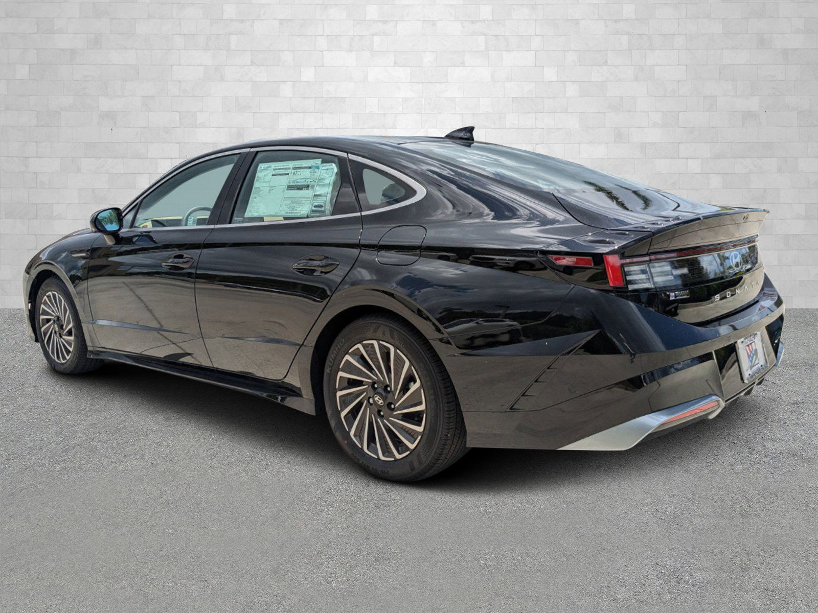 2024 Hyundai Sonata Hybrid Limited photo 4