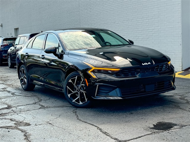 2025 Kia K5 EX photo 2