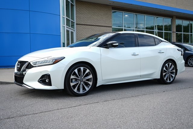 2023 Nissan Maxima Platinum photo 3