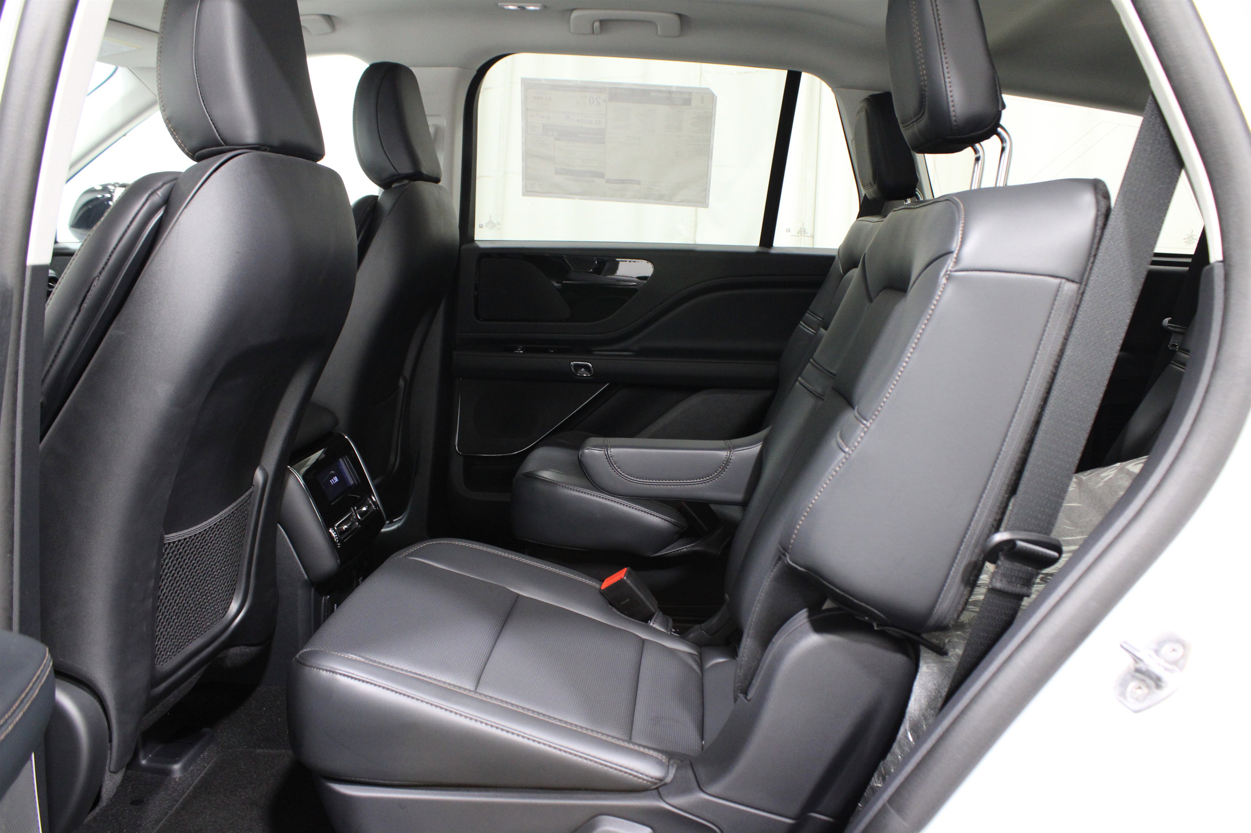 2025 Lincoln Aviator Premiere photo 17