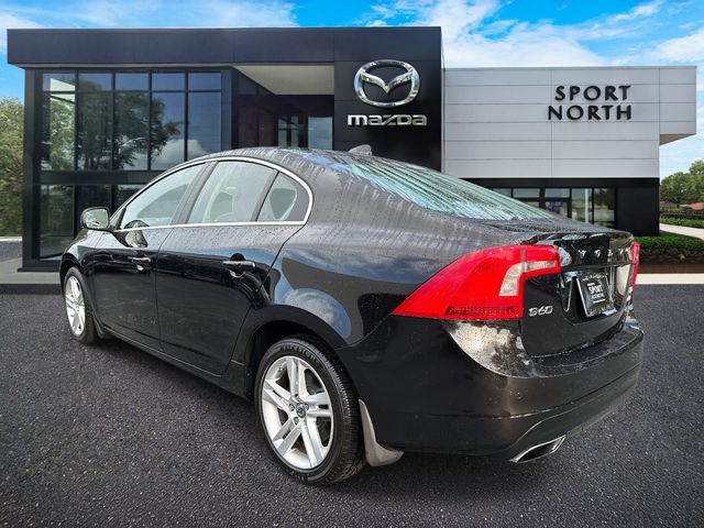 2015 Volvo S60 Platinum R-Design photo 4