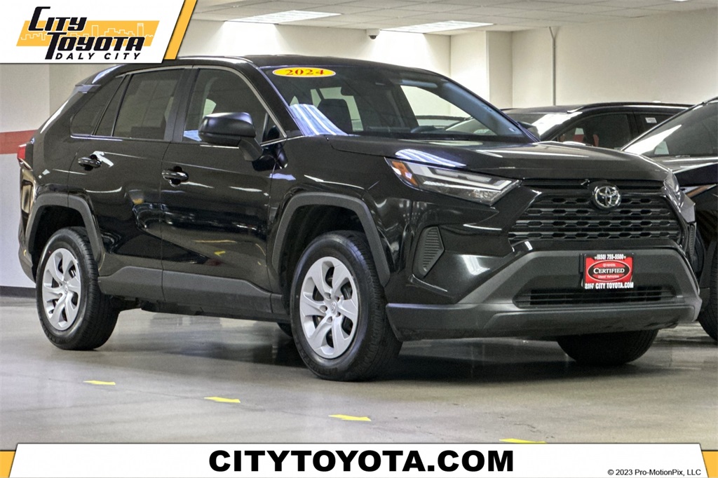 2024 Toyota RAV4 LE