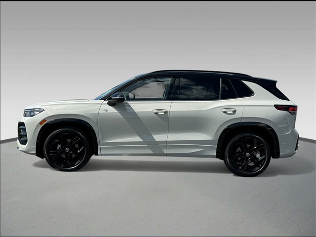 2025 Volkswagen Tiguan SE R-Line Black photo 2
