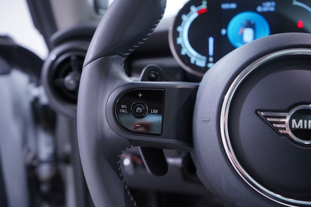 2023 Mini Cooper S Iconic photo 14