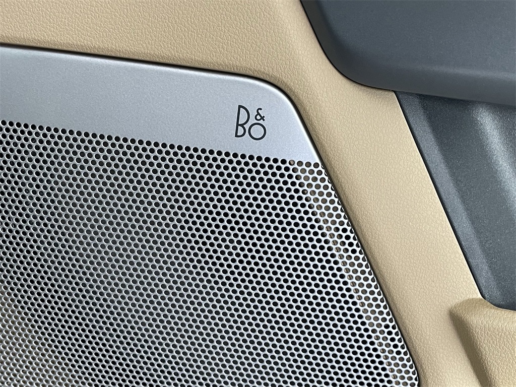 2023 Ford F-150 Lariat photo 40