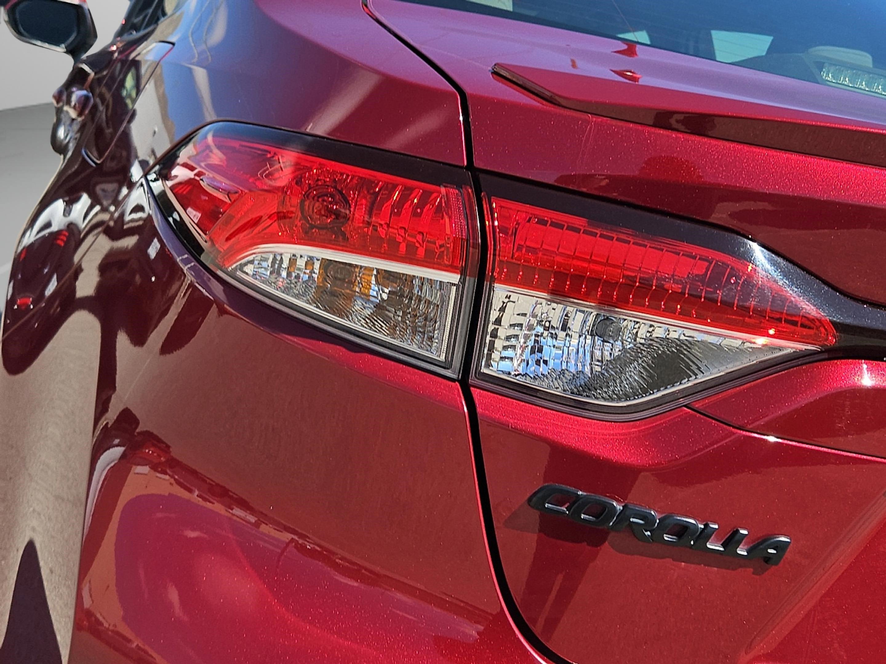 2022 Toyota Corolla SE photo 34