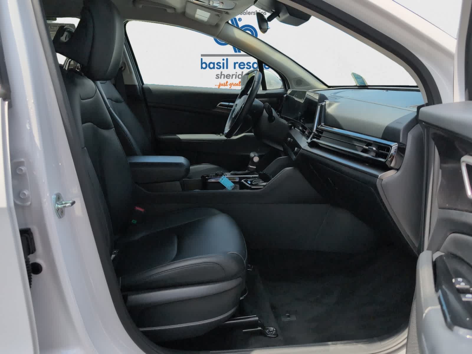 2023 Kia Sportage EX photo 17