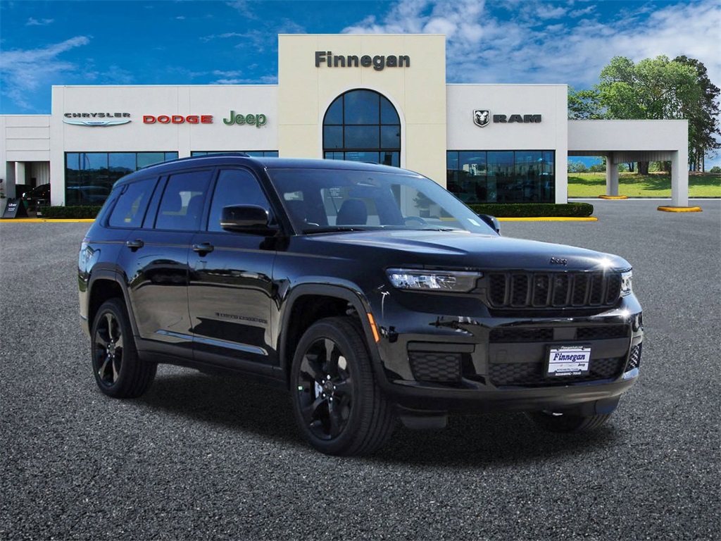 2025 Jeep Grand Cherokee L Altitude's photo