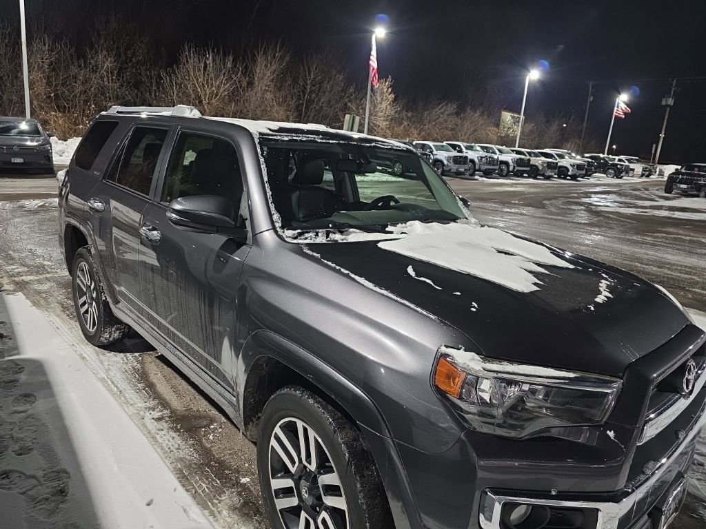 2014 Toyota 4Runner Limited's photo