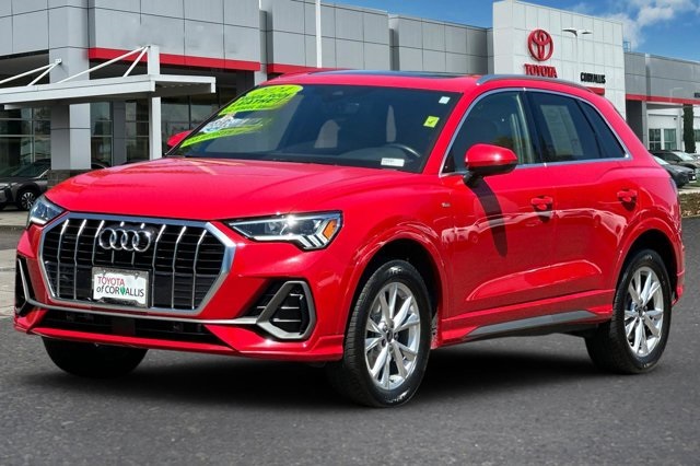2024 Audi Q3 S line Premium photo 8