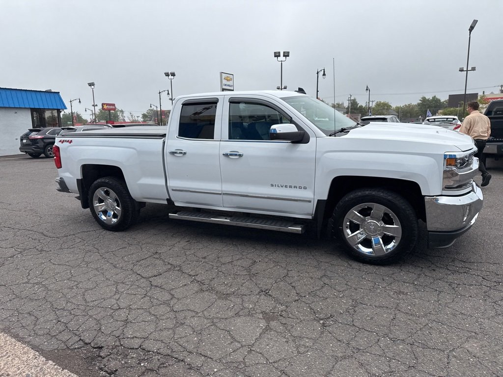 2018 Chevrolet Silverado 1500 LTZ photo 6