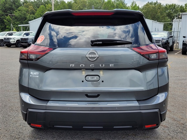 2025 Nissan Rogue SV photo 2