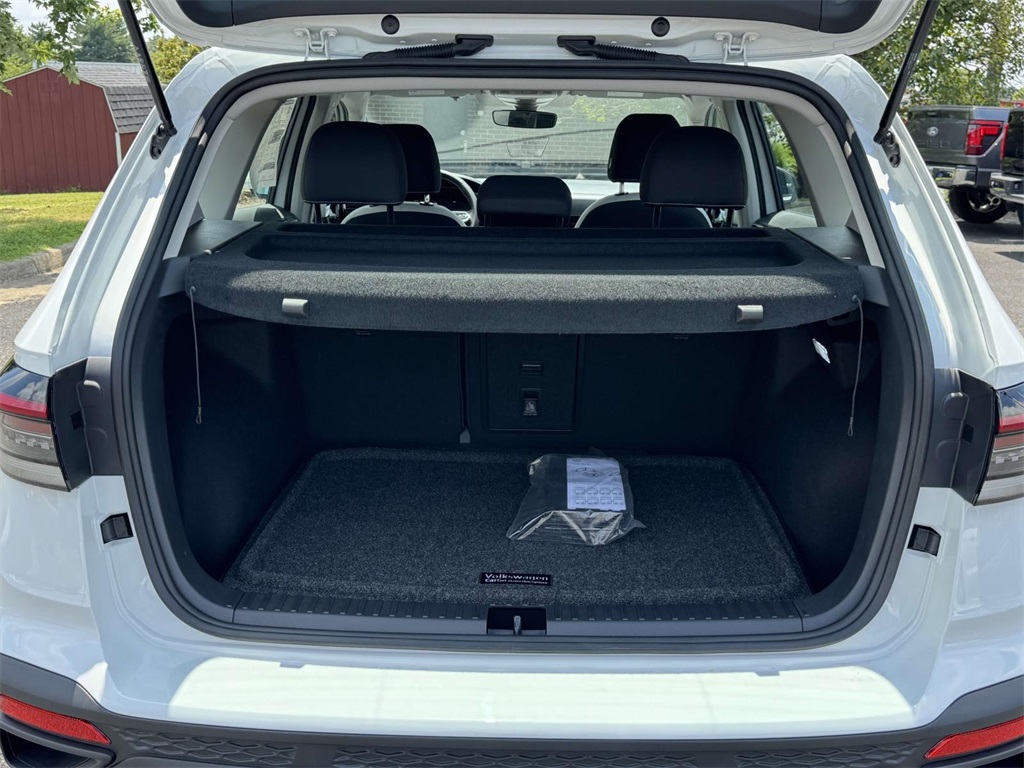 2025 Volkswagen Taos S photo 29