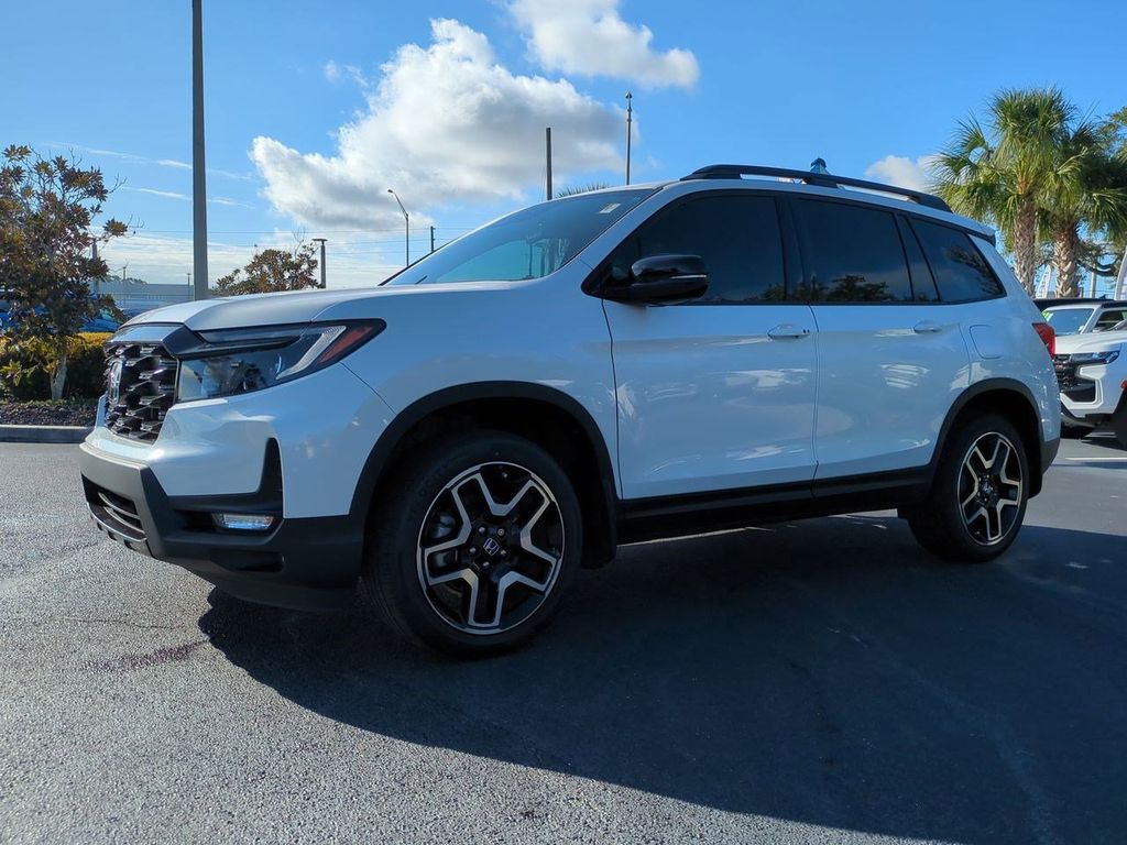 2023 Honda Passport Elite's photo