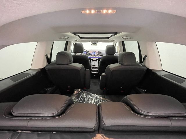 2026 Mercedes Benz GLS 450 4MATIC photo 45