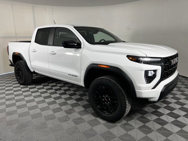 2026 GMC Canyon Elevation's photo