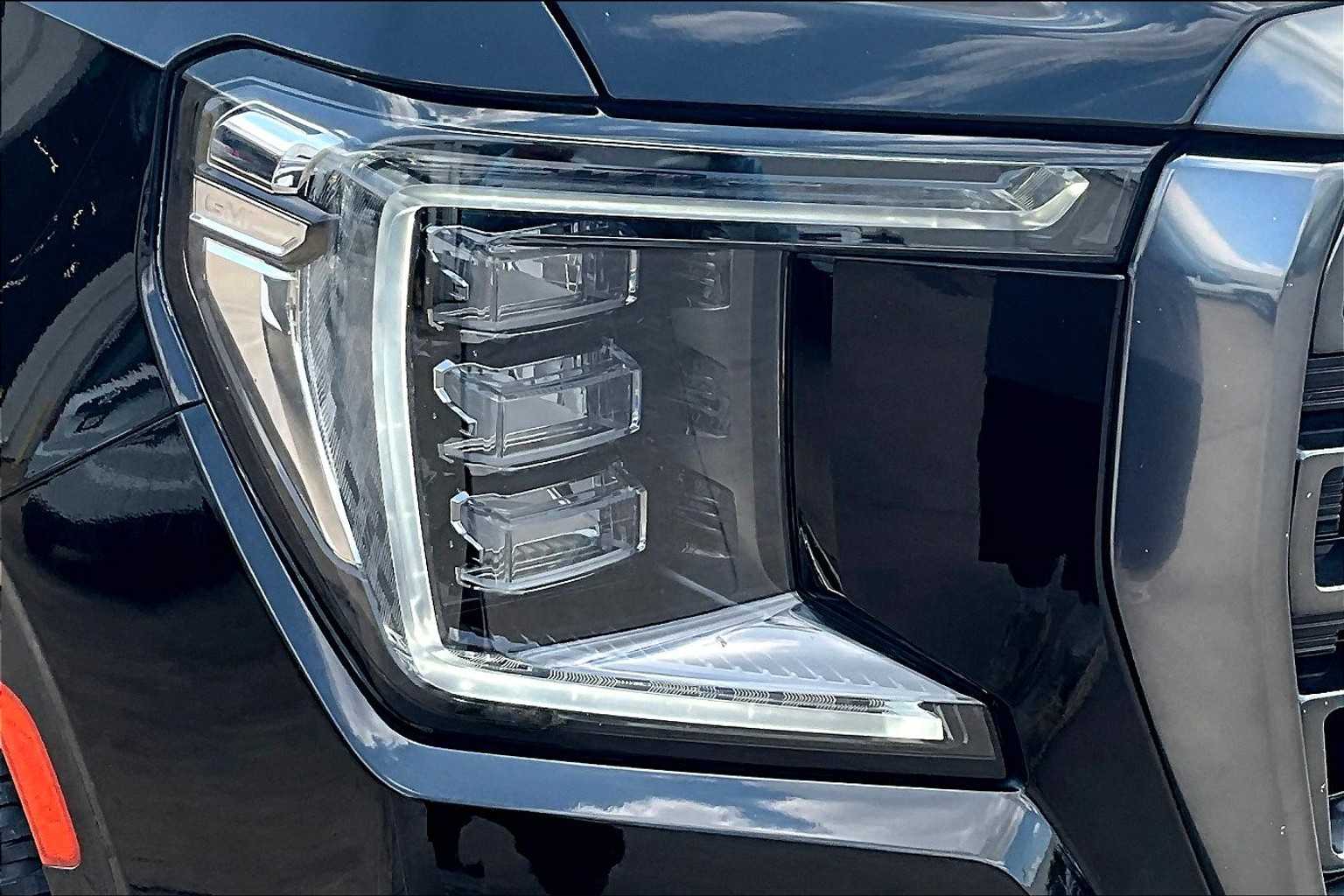 2021 Gmc Yukon XL AT4 photo 27