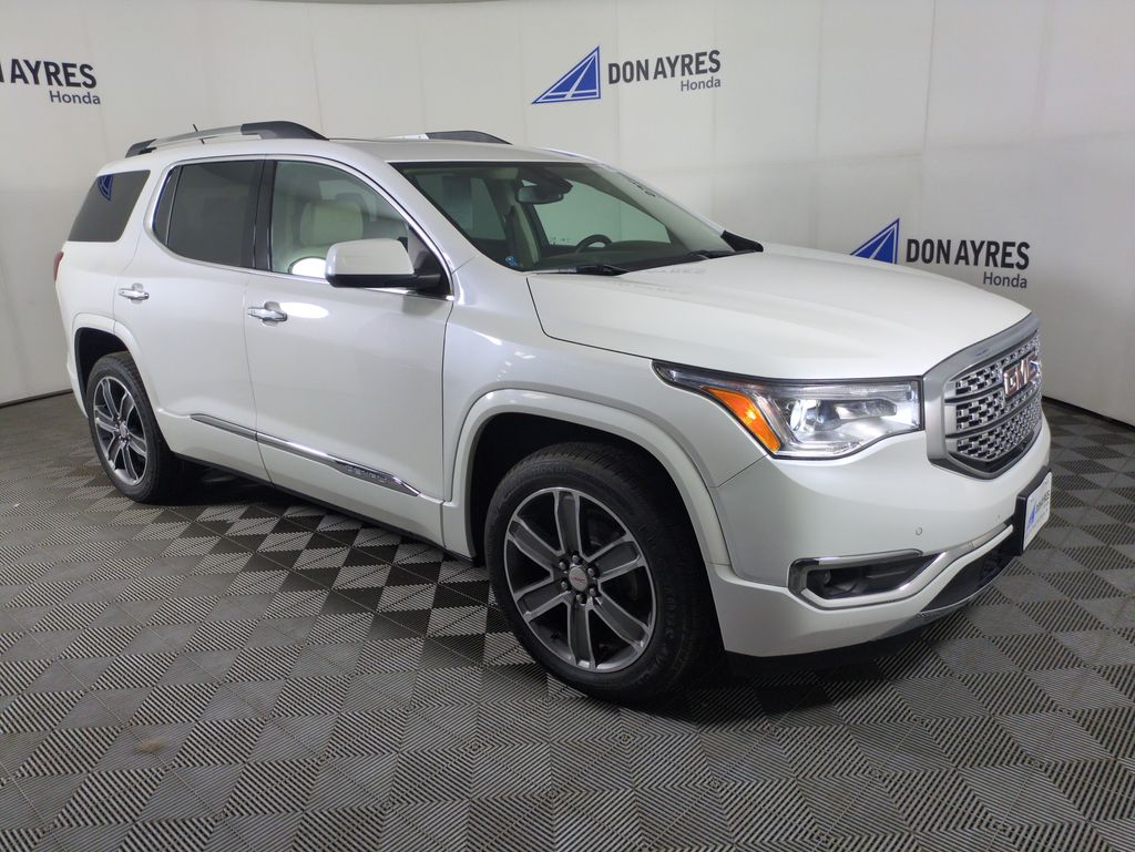 2017 Gmc Acadia Denali photo 5