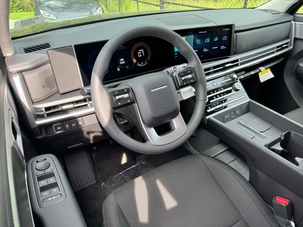 2026 Hyundai Santa Fe SE photo 2