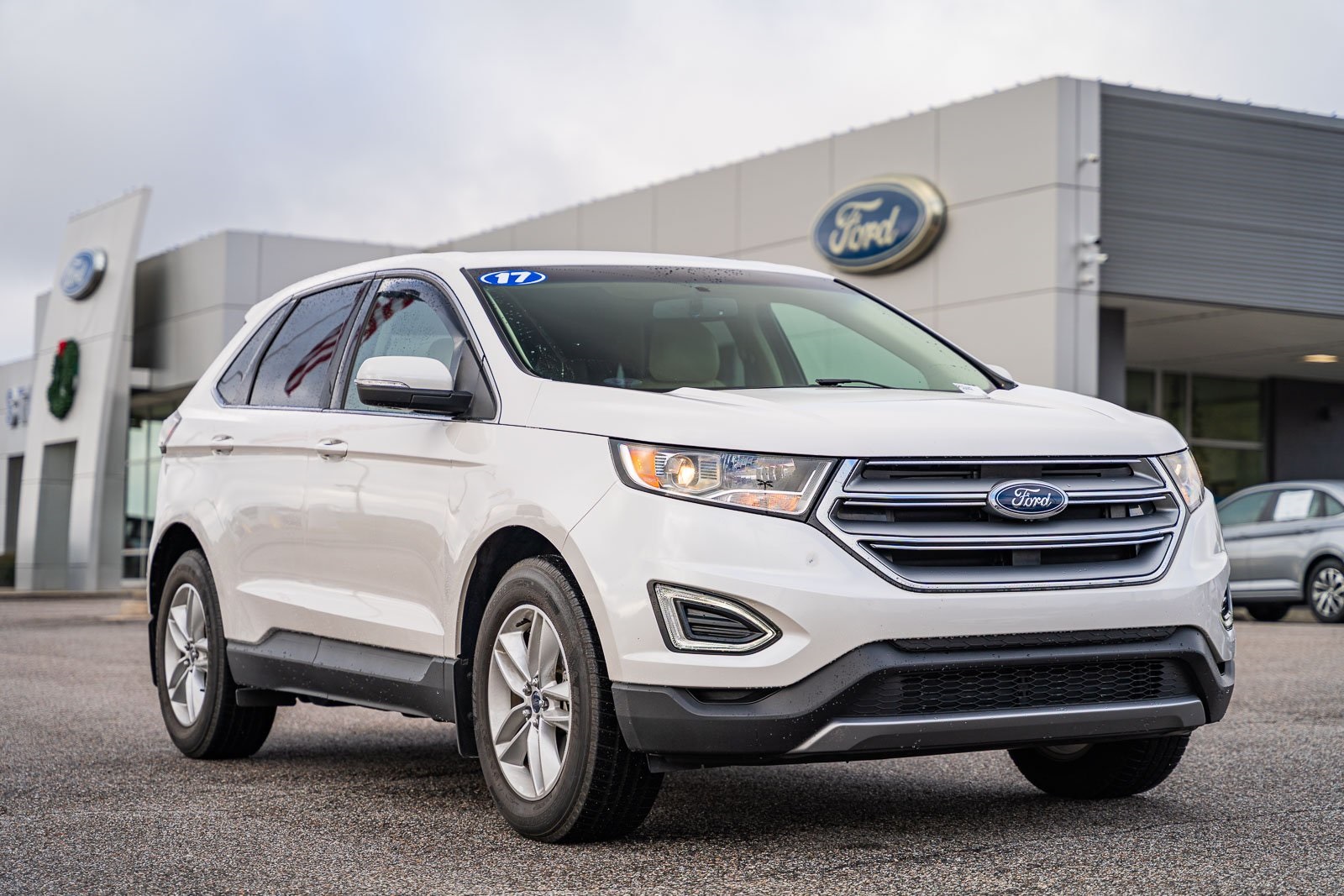 2017 Ford Edge SEL's photo