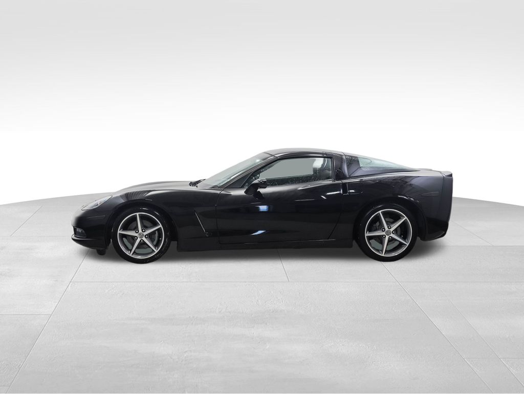 Used 2013 Chevrolet Corvette Base with VIN 1G1YA2DW7D5103234 for sale in Minneapolis, Minnesota